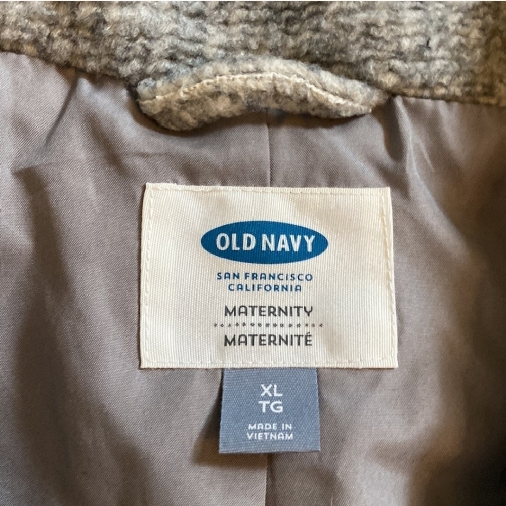 Old Navy Maternity Gray Wool Blend Coat - Picture 3 of 7